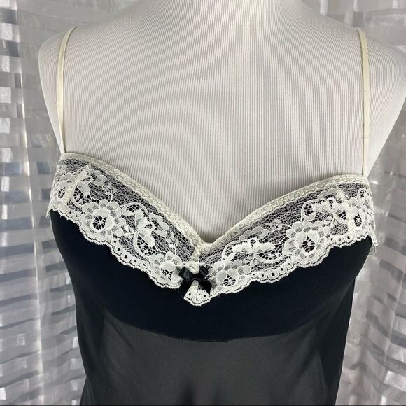 Apt 9 Intimates Black Lace Trimmed Night Slip - Picture 4 of 8
